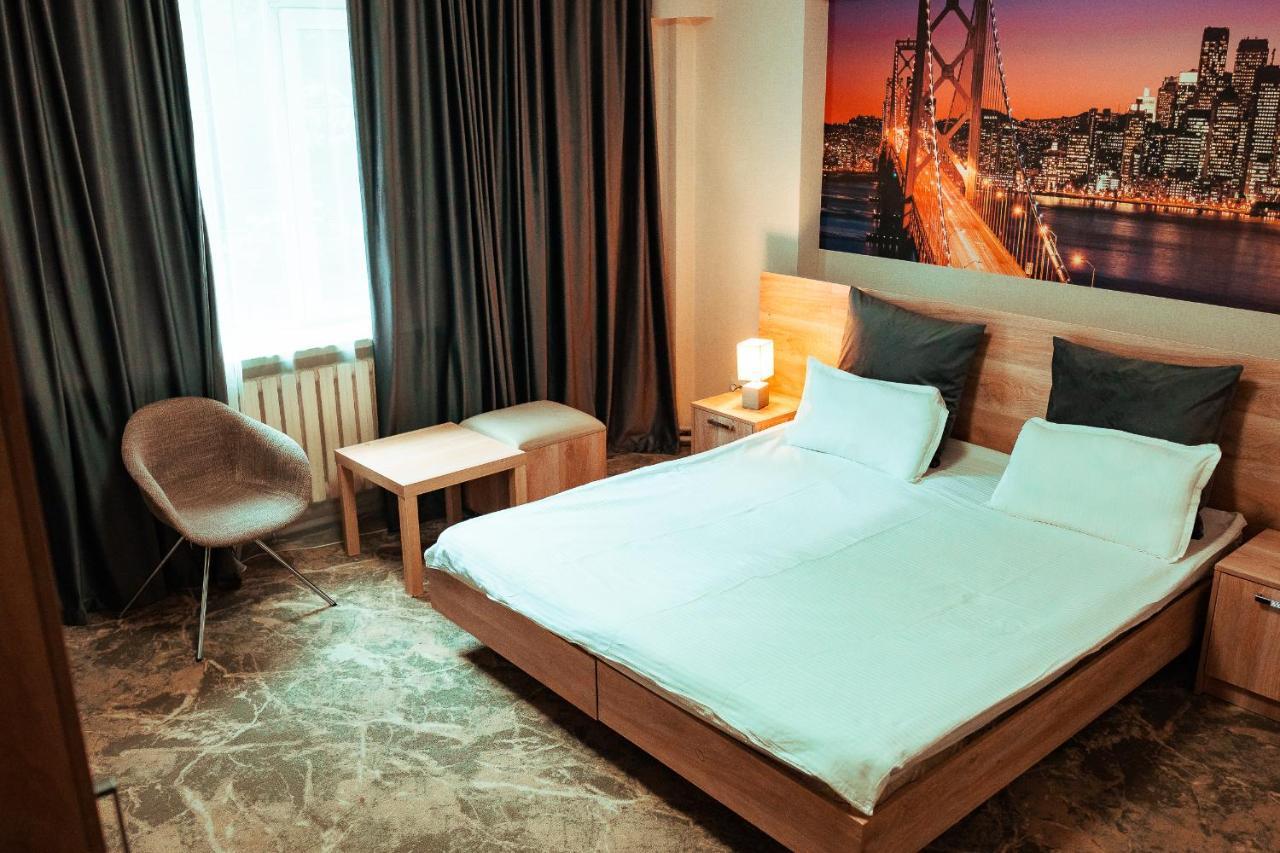 Ocean Hotel Bisjkek Eksteriør billede