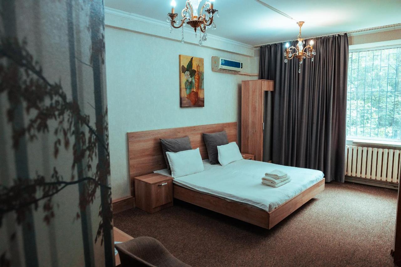Ocean Hotel Bisjkek Eksteriør billede